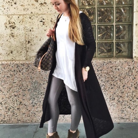 LuLaRoe Jackets & Blazers - LulaRoe Black Sarah Sweater XL 18-20 NEW